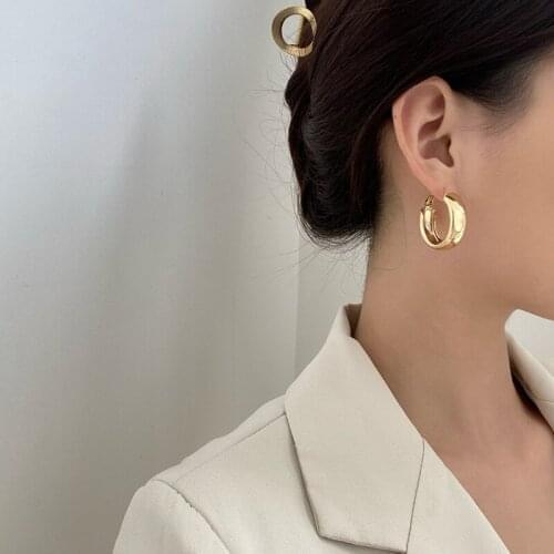 New Golden Stud Earrings For Women 2021 Girls Simple Earrings Geometric Circle Hoop Earrings Fashion Brincos Jewelry Accessories