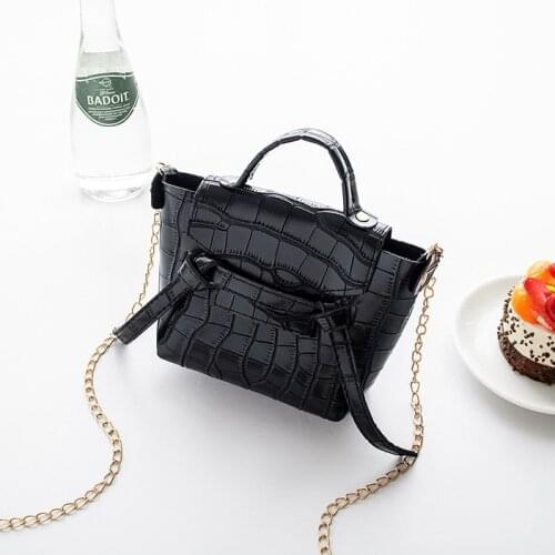 New Fresh and Sweet Womens Shoulder Bag 2021 Fashion PU Messenger Bag Chain Bag Cross Bag Cover Solid Color Small Square Bag