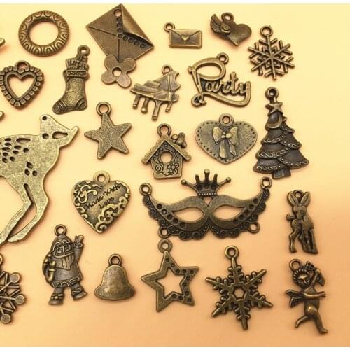 30PCS Christmas gift Amulet pendant pendant Retro alloy bronze Tibetan silver pendant Clothing accessorie Christmas snowflake