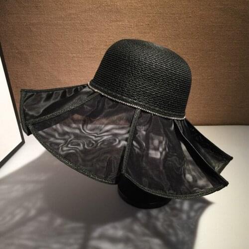 Handmade Women Straw Hat Summer Beach Sun Hat Ruffled Big Wavy Straw Hat With Big Brim Beach Hat Outing Net Yarn Up Hats Gorras