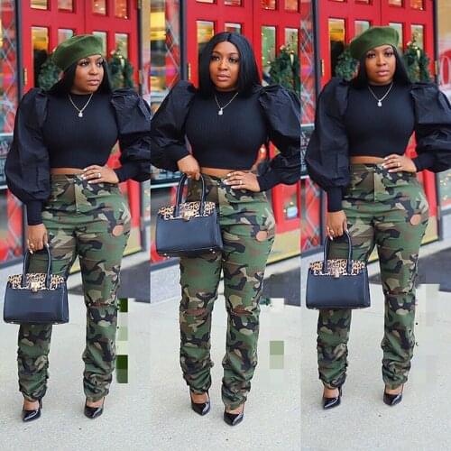 Classic Camouflage Ripped Pants for Women Stacked Leggings Sweatpants With Holes High Waist Bell Bottom Flare Jeans Streetwear
