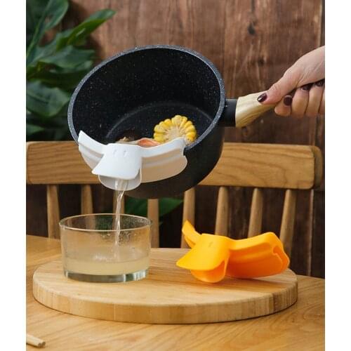 Soup Guide Nozzle Cute Duck Mouth Scald Prevention Pot Pan Liquid Pour out Splash Proof Kitchen Tools