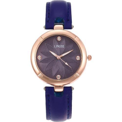 Best selling high-end fashion diamond inlaid womens belt watch simple casual flower petal diamond face quartz womens Watch
