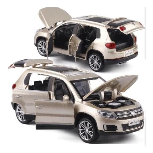 High simulation 1:32 Alloy Pull Back Toy Car Model Musical Flashing Six Open The Doors Diecast Metal For Kids Toys