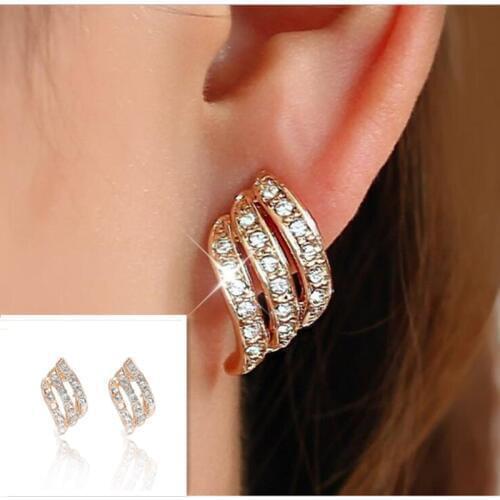 Fashion Temperament Earrings Female Hanging Crystal Fashion Jewelry Golden Hanging Earrings Earrings Simple Fresh Earrin