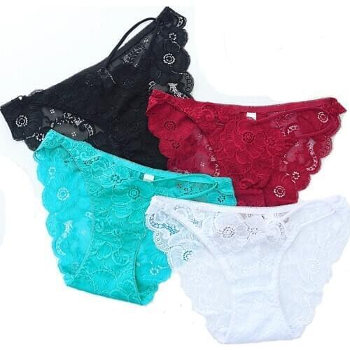 New European Single Sexy Floral Lace Panties Female Beautiful Buttocks Seamless Perspective Mid Waist Briefs with Strip