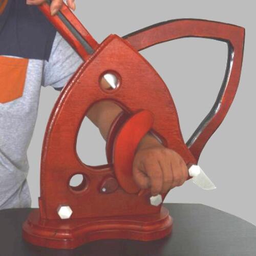 High Quality Luxury Disecto Arm Chopper - Stage Magic Tricks,Classic Magia,Super Effect,Fun,Magic show