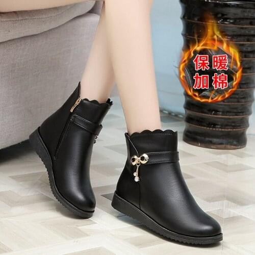 Womens Winter Shoes Autumn and Winter New Thick-heeled British Style Chimney Short Boots Thick-soled Wild Net Red Chelsea Boots