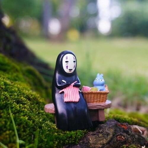 Fairy Garden Supplies Miniature No-Face Man Knitting Sit on Bench with Basket Terrarium Accessories