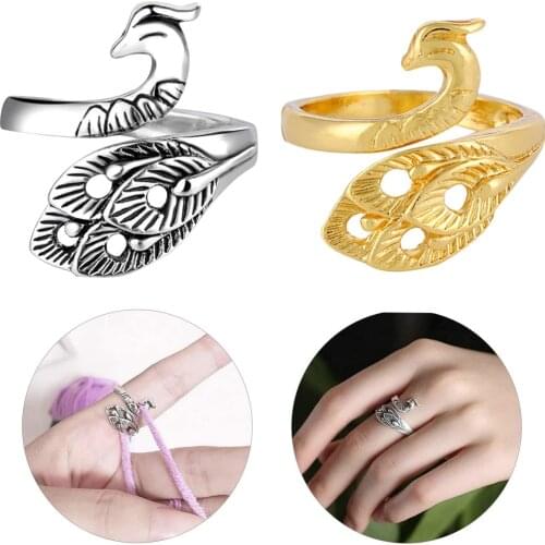 2pcs Adjustable Knitting Loop Crochet Loop Knitting Ring for Finger Wear Thimble Yarn Guides Sewing Accessory DIY Sewing Tools