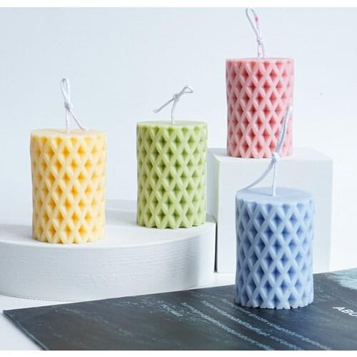 Rhombus Hole Cylindrical Candle Silicone Moulds Simple Geometric Candle Mold For Candle Making Christmas Home Candle Decoration