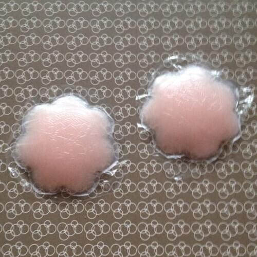 Women Nipple Pasties Self Adhesive Silicone Nipple Cover Invisible Reusable Nipple Covers Stickers Bra Pad