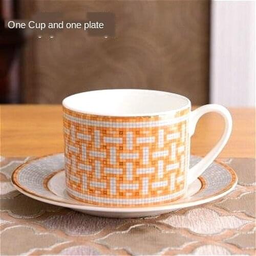 VIP Dropshipping Bone China Coffee Cups and Saucers Tableware Coffee Plates Dishes Afternoon Tea Set Home Kitchen with Gift Box