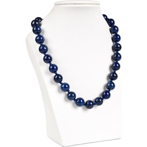 Necessary for the party is 12 mm La z u r i t E Necklace The dazzling color. Both sexes