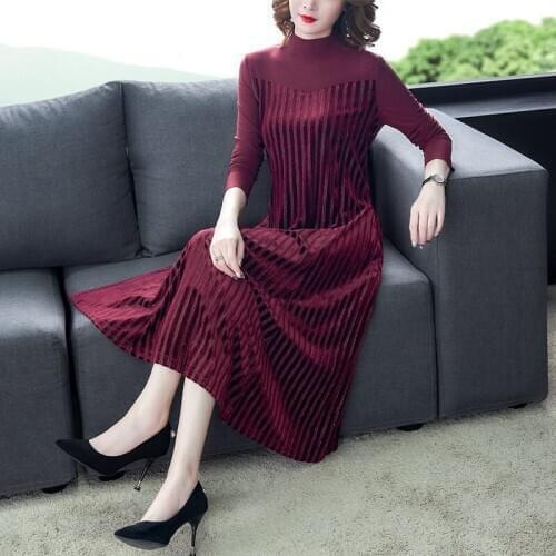 Golden velvet dress Long-sleeved Autumn New Style Noble Lady High-end Striped Bottoming Dress Ladies Long Base Vestidos y143