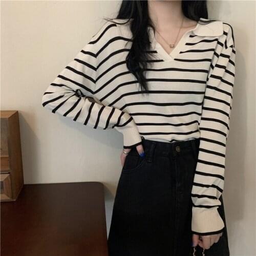 Early autumn new polo collar striped knit long sleeve top Korean version of the v-neck T-shirt loose