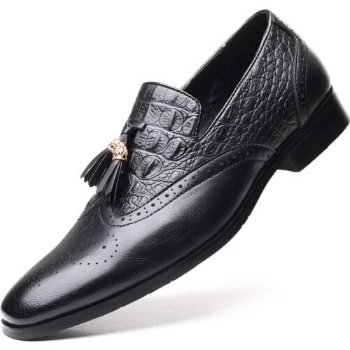 Men Loafers fashion design Summer Office Luxury brand Suit Easy wear Formal PU Leather men Slip-on dress shoes
