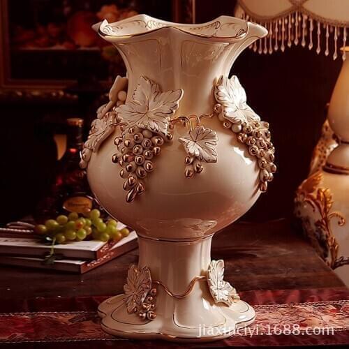 C upscale living room table vase decorated ceramics insert housewarming royal wedding ornaments set