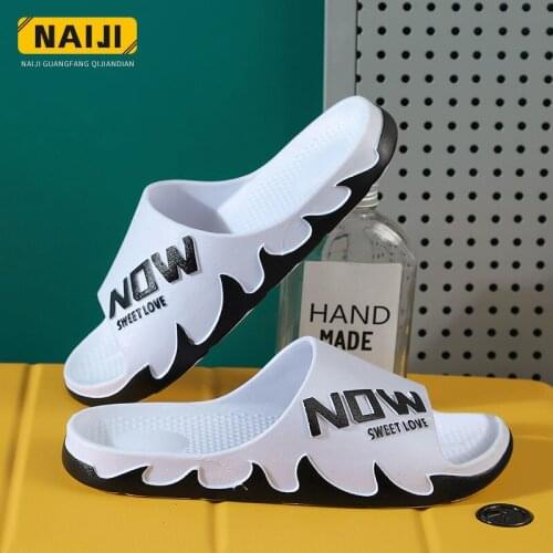 Comfortable bath slippers men wear indoor bathroom bath non-slip wearable couple home soft-soled plastic odor-proof sandals