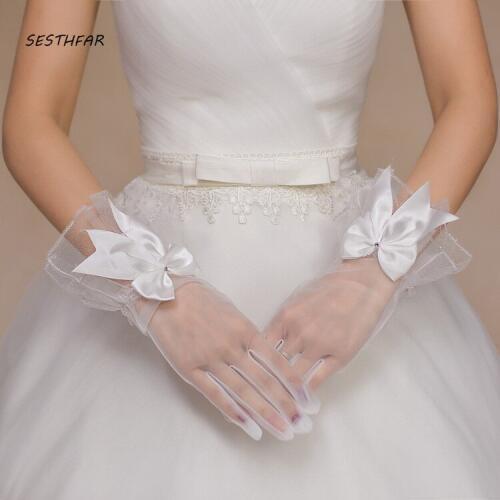 Full Fingered Short Gloves Bridal See Through White Wrist Length Scalloped Geometric Lace Trim Bowknot Decor Wedding Party ST03