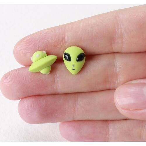 100% Handmade Polymer Clay Cute ET UFO Stud Earrings For Girls Kids Fashion Jewelry Women Cartoon Alien Man Earrings Gift