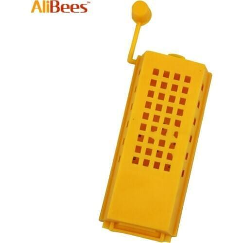 5PC Beekeeping Queen Bee Cage Catcher Honeybee Plastic King Prisoner Bees Queen Post Room Bees Garden Tool Beehive Room