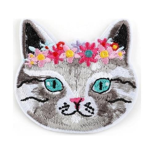 2019 New Cartoon Pets Animal Embroidered Patches Iron On Flower Cats Kawaii Dogs Appliques 3D Diy Anime Badges