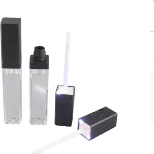7ml LED light lip gloss bottle container tube with mirror attached on one face, black and silver cap