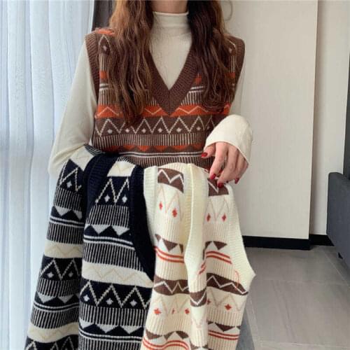Autumn and Winter Knitting Vest Womens Top Autumn Outerwear Loose Sleeveless Pullover Sweater V-neck Luxury Fashion Large Size