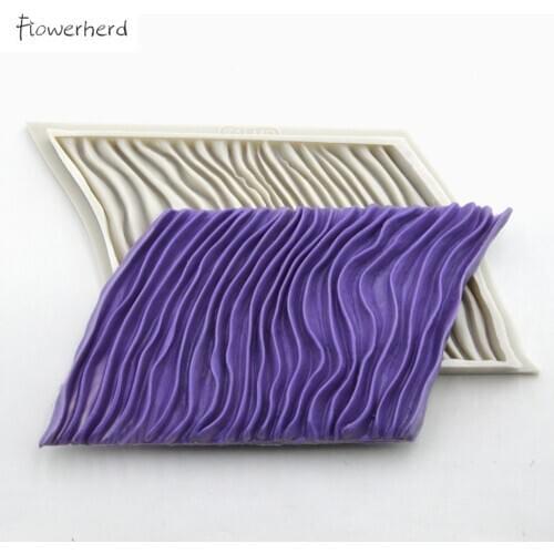 Creative Doll Skirt Fondant Cake Silicone Mold Chocolate Soap Mold DIY Baking Tools Cake Decoration Cake Lace Mat Pastry Tools