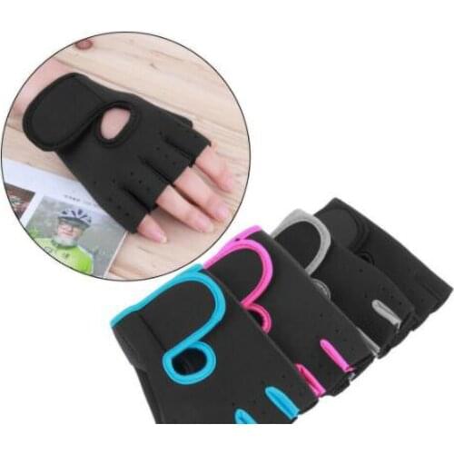 Mens and Womens Fitness Gloves Half-finger Gloves Breathable Non-Slip Weightlift Sports Equipment Training Gloves Palm Guards