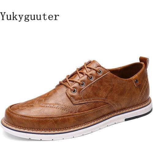 Men Skateboarding Shoes Sport 2018 Cool Light Weight Sneakers Outdoor Athletic Shoes Man Breathable High Quality Comfortable