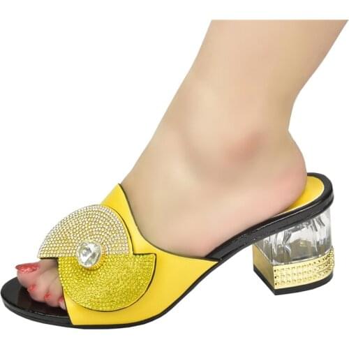 Fashion Elegant Women Party Pumps with Rhinestone Ladies Dress Shoes Heels for Women Clear Rhinestone Heels Slip on Women Shoes