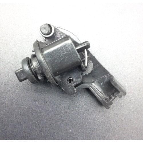 For Nissan Qashqai Tiida Livina Venucia sylphy fuel tank cap lock buckle outer exterior throttle switch