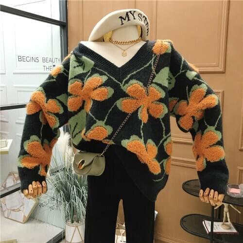 Winter V-neck Three-dimensional Flower Embroidery Contrast Color Pullover Sweater Women Thicken Warm Loose Casual Knitwear Tops