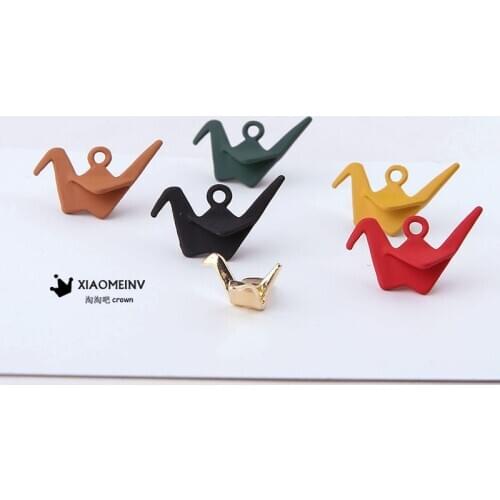6pcs Fashion Charm Alloy Spray Paint Romantic Paper Crane Pendant Earings For Girls Ear Pin Material Diy Jewelry Accessories