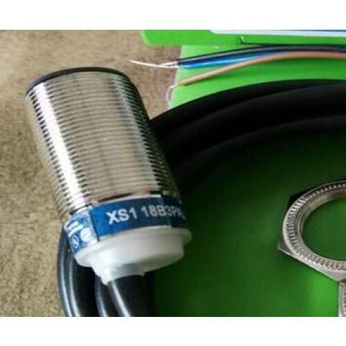 Free Shipping 2pcs/LOT new Switch XS118B3PAL2 DC three wire PNP normally open inductive sensor