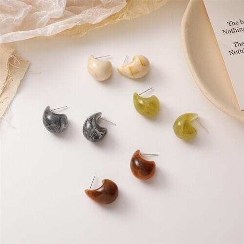 French Retro Water Drop Resin Womens Earrings Simple Fashion Exaggerated Compact Personality Geometric Acrylic Jewelry Gift