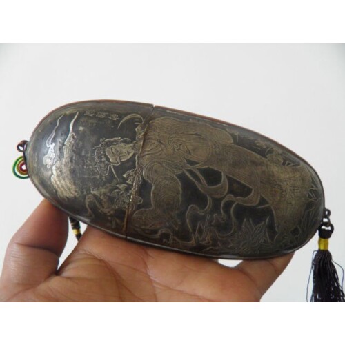 Elaborate Collections Chinese handwork belle & lotus copper glasses case old box