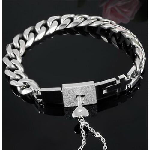 Valentines Day gift concentric interlocking key titanium steel couple bracelet