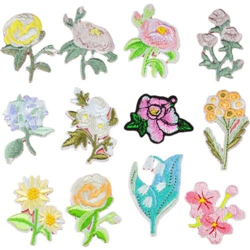 Applique Embroidery Flower Floral Patches Iron on Butterfly Patches for Clothing Embroidered Iron-on Patch Badges for Clothes