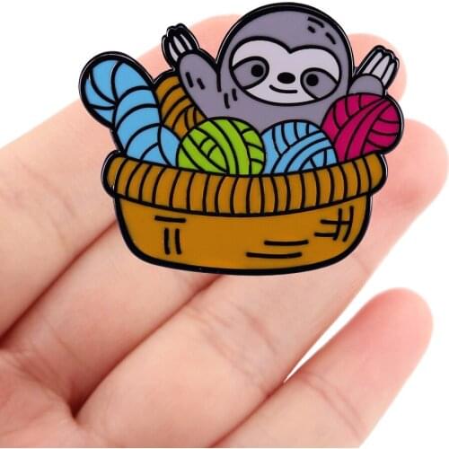DZ1842 Cute Enamel Pin Animal Brooches Bag Lapel Pin Cartoon Holiday Badge Backpack Decoration Jewelry Mothers Day Gift