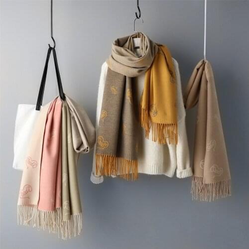Korean version of double-color fringed shawl for winter warmth preservation in 2019 Cartoon Love Printed Thick Fashion Scarf