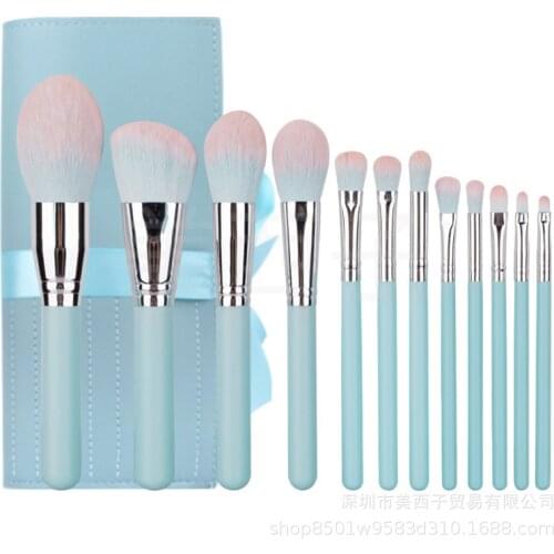 New Fashion Soft Hair Wooden Handle Makeup Brushes Set with Bag Cosmetic Beauty Brush Powder Foundation Blush Brush Holiday Gift