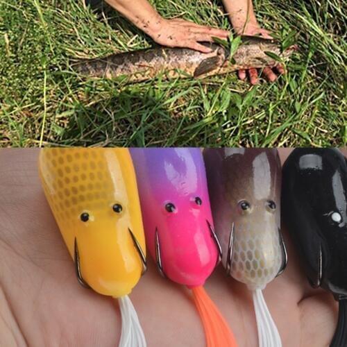 1Pc 50mm 7.8g Top Water Ray Frog Shape Minnow Crank Wobblers for Fly Fishing Soft Tube Bait Japan Plastic