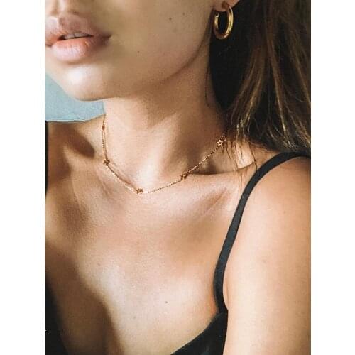 INS share non-fading shiny simple round piece five-pointed star stacking short multi-layer necklace clavicle chain necklace