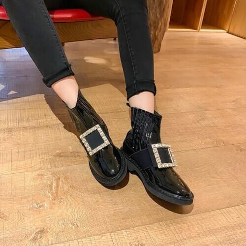 2019 Designers Short Plush Boots Women Outdoor Leisure Sneakers Ladies Thick Bottom Womens Vulcanize Shoes Comfortable X14-33