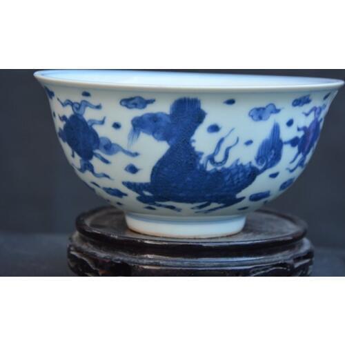 Rare MingDynasty porcelain bowl,white and blue,Lion play hydrangea,Hand-painted crafts,Decoration,collection &Adornment
