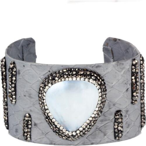 Woman Bangles Cuff Natural Animal Leather Tension Setting Rhinestone Stone /Shell Pearl Geometric Bohemian Bangle Cuff Gift