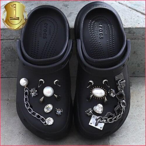 New Twin Towers Croc Charms Designer Rhinestone Chains Gem Shoe Decoration Charm for Croc Jibbits Clogs Kids Women Girls Gifts
